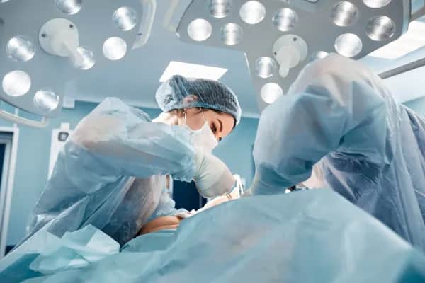 OTA mit Taschenrechner – Gehalt und Perspektiven in der Schweiz